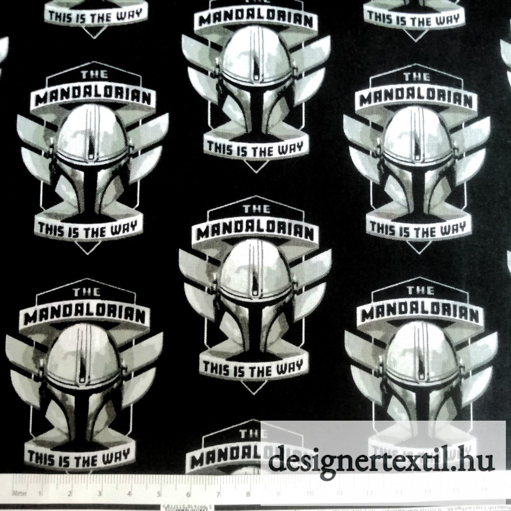 Star Wars Mandalorian sisakok fekete( Black Star Wars Mandalorian Helmet Badge)